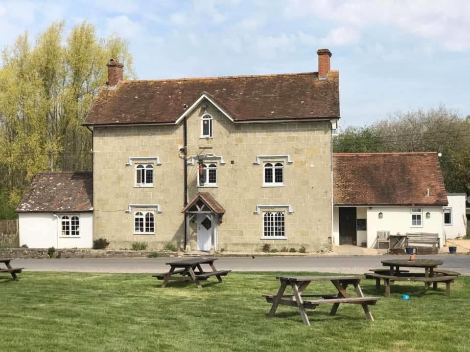 The Benett Arms Bed and Breakfast Shaftesbury Buitenkant foto